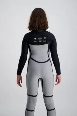 Insulator Series Youth 4/3 Chest Zip Premium Steamer -Ride The Board 43girlssteamer TopZoom JPG 2copy