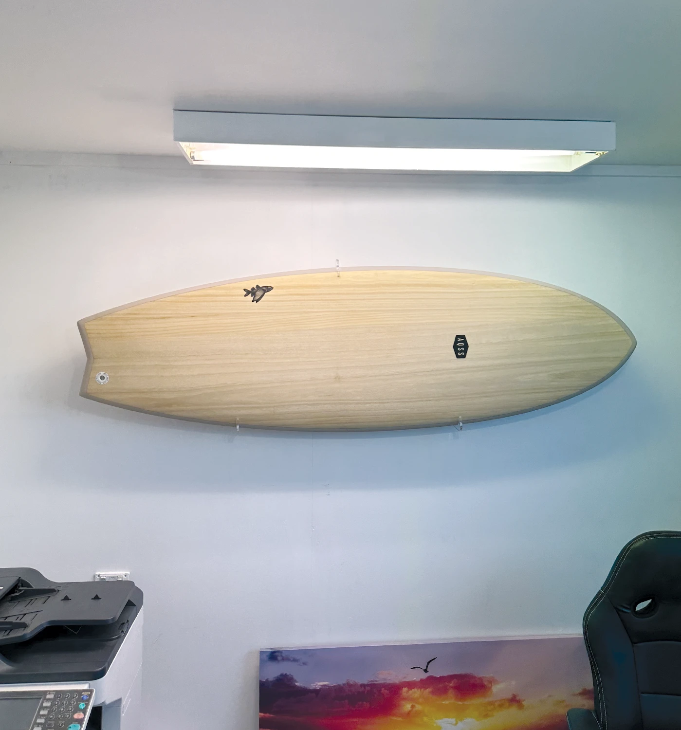 Clear Levitation Surfboard Wall Rack 8 Clear Levitation Surfboard Wall Rack - Image 6